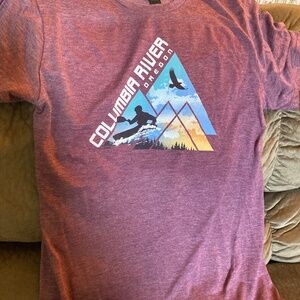 Gildan Columbia River Oregon T-Shirt (Size Small)